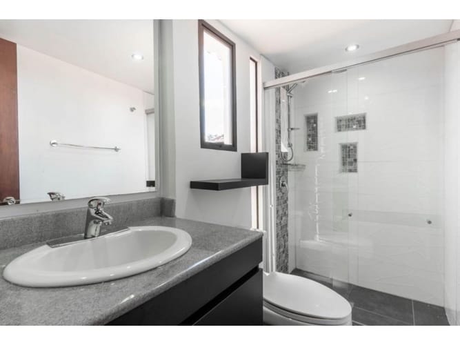 Apartamento de 4 alcobas en venta en Casablanca Suba, Bogotá, 231 m² · foto 18 de 21
