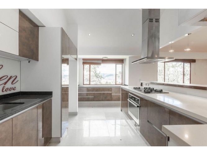 Apartamento de 4 alcobas en venta en Casablanca Suba, Bogotá, 231 m² · foto 19 de 21