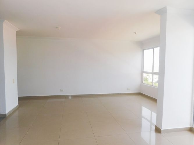 Apartamento de 3 alcobas en venta en Miramar, Barranquilla, 99 m² · foto 2 de 24