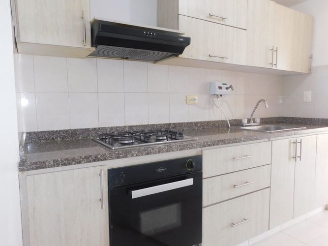 Apartamento de 3 alcobas en venta en Miramar, Barranquilla, 99 m² · foto 9 de 24