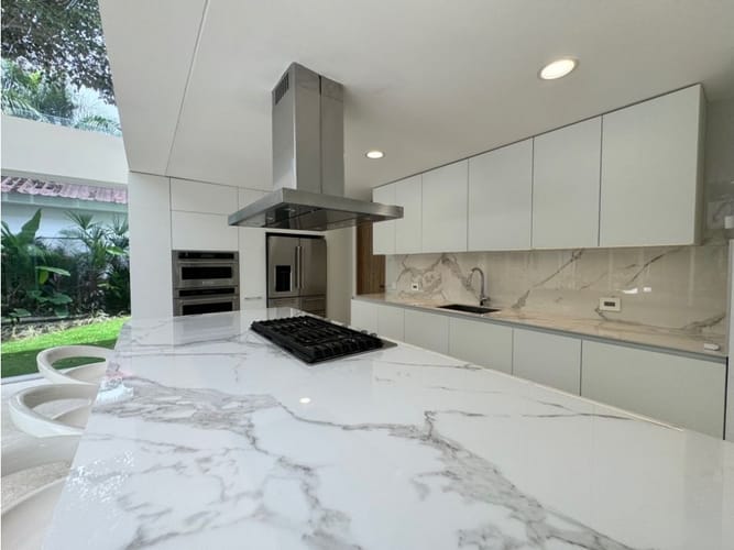 Casa de 5 alcobas en venta en Ricaurte, Chía, 650 m² · foto 4 de 24