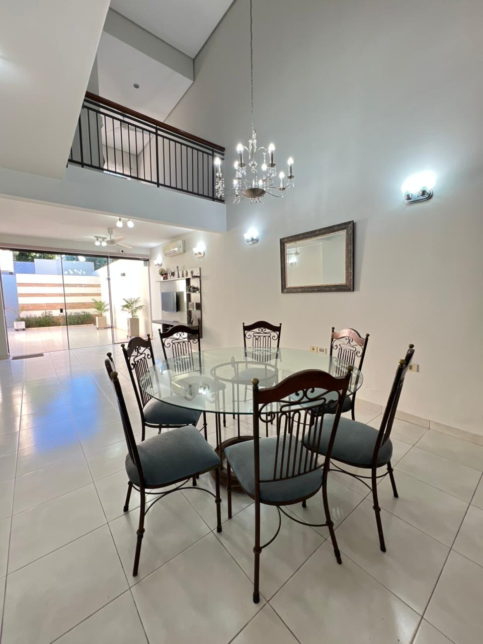 Alquilo Duplex Semi amoblado en Bo.Ycua Sati. — foto 2
