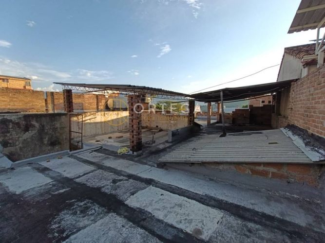 Casa de 9 alcobas en arriendo en San Rafael, Piedecuesta, 270 m² · foto 5 de 19