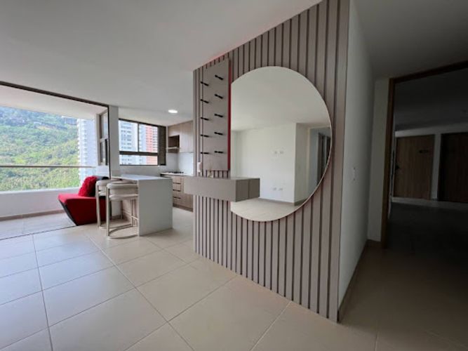Apartamento de 3 alcobas en venta en Las Lomitas, Sabaneta, 85 m² · foto 2 de 23