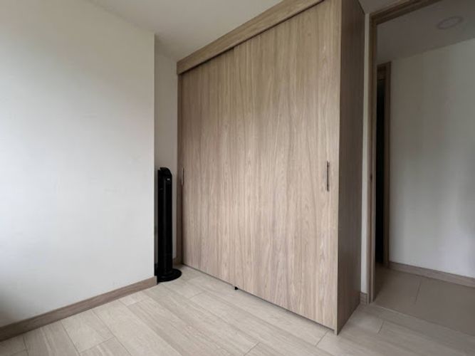 Apartamento de 3 alcobas en venta en Las Lomitas, Sabaneta, 85 m² · foto 11 de 23