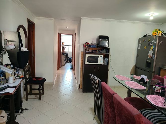 Apartamento de 3 alcobas en venta en San Joaquin, Medellín, 79 m² · foto 4 de 14