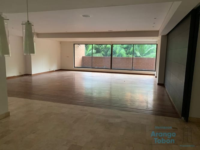 Apartamento de 3 alcobas en venta en Los Balsos, Medellín, 365 m² · foto 6 de 22