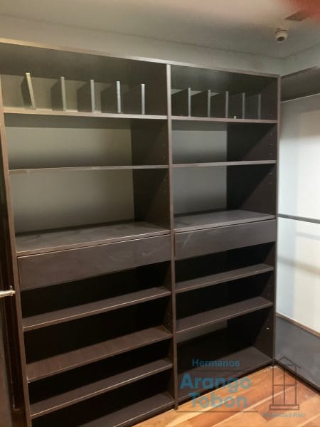 Apartamento de 3 alcobas en venta en Los Balsos, Medellín, 365 m² · foto 14 de 22