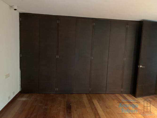 Apartamento de 3 alcobas en venta en Los Balsos, Medellín, 365 m² · foto 18 de 22