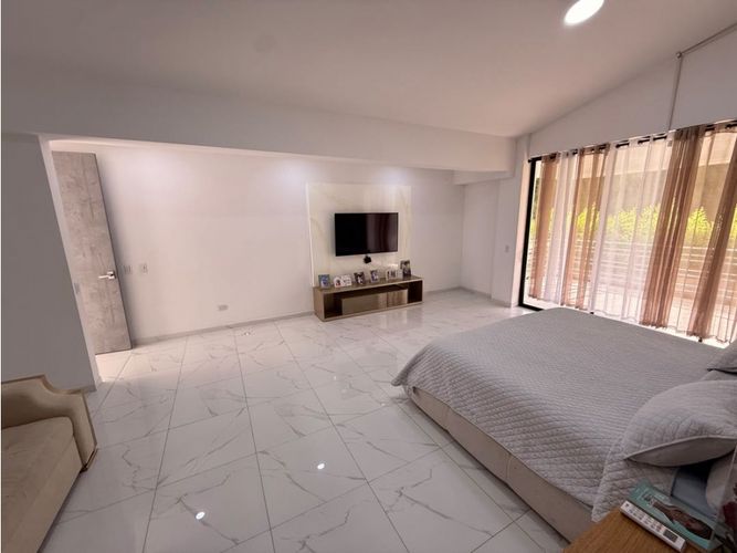 Casa de 4 alcobas en arriendo en Las Mercedes, Jamundí, 280 m² · foto 6 de 12