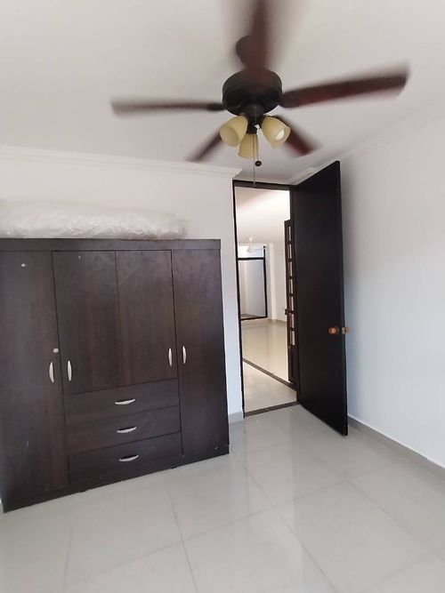 Casa de 4 alcobas en venta en Ricaurte, 79 m² · foto 8 de 21