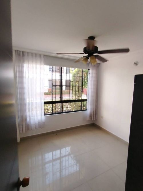 Casa de 4 alcobas en venta en Ricaurte, 79 m² · foto 12 de 21