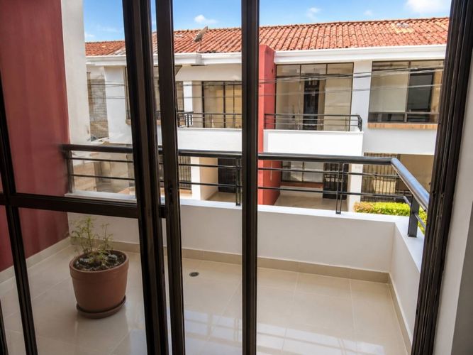 Casa de 4 alcobas en venta en Ricaurte, 79 m² · foto 16 de 21