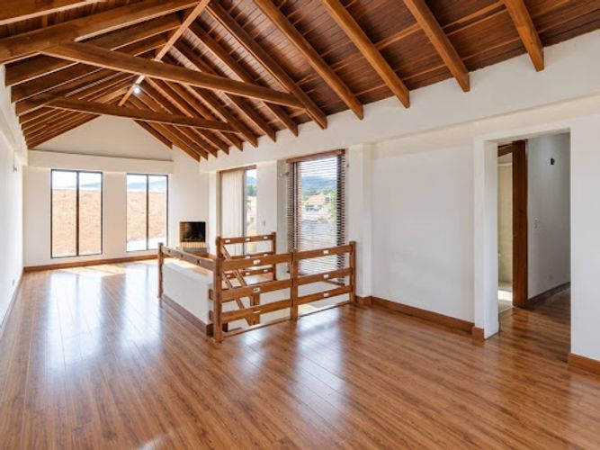 Casa de 4 alcobas en venta en San Jose De Los Nogales, Chía, 273 m² · foto 18 de 23