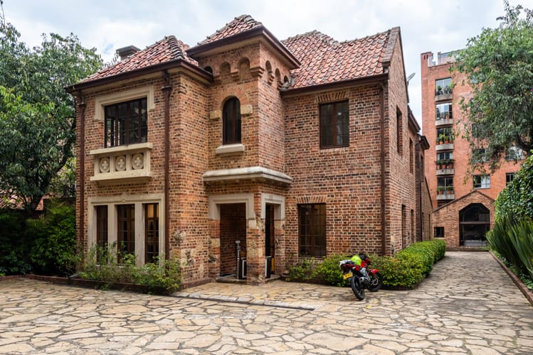 Casa de 12 alcobas en venta en El Nogal, Bogotá, 462 m² · foto 1 de 24