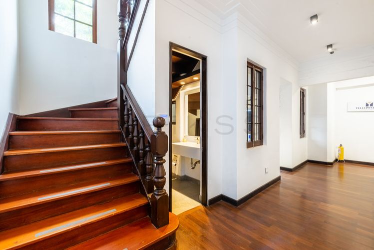Casa de 12 alcobas en venta en El Nogal, Bogotá, 462 m² · foto 3 de 24