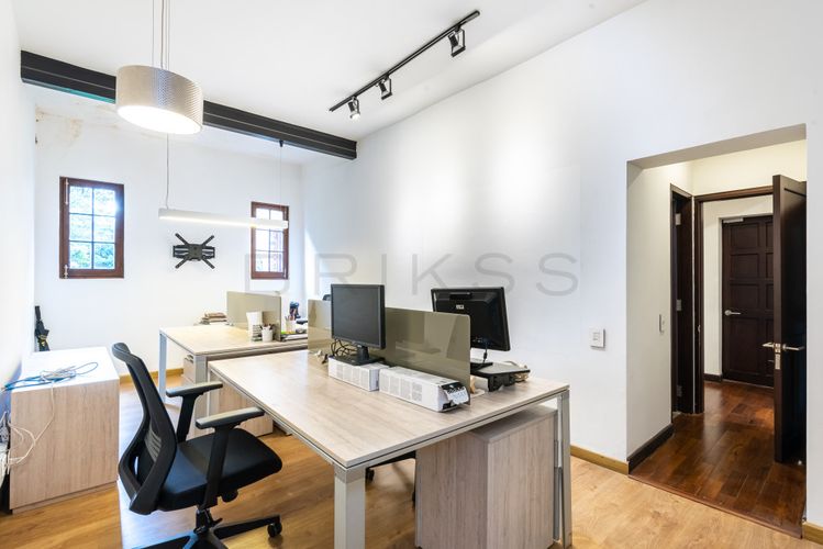 Casa de 12 alcobas en venta en El Nogal, Bogotá, 462 m² · foto 11 de 24