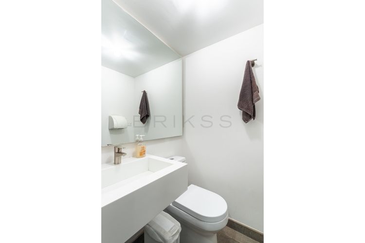 Casa de 12 alcobas en venta en El Nogal, Bogotá, 462 m² · foto 12 de 24