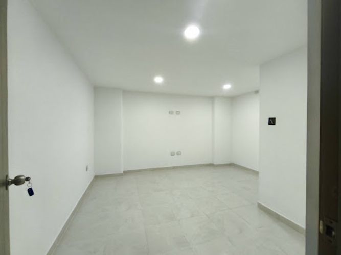 Oficina en arriendo en Entre Amigos, Sabaneta, 20 m² · foto 4 de 5