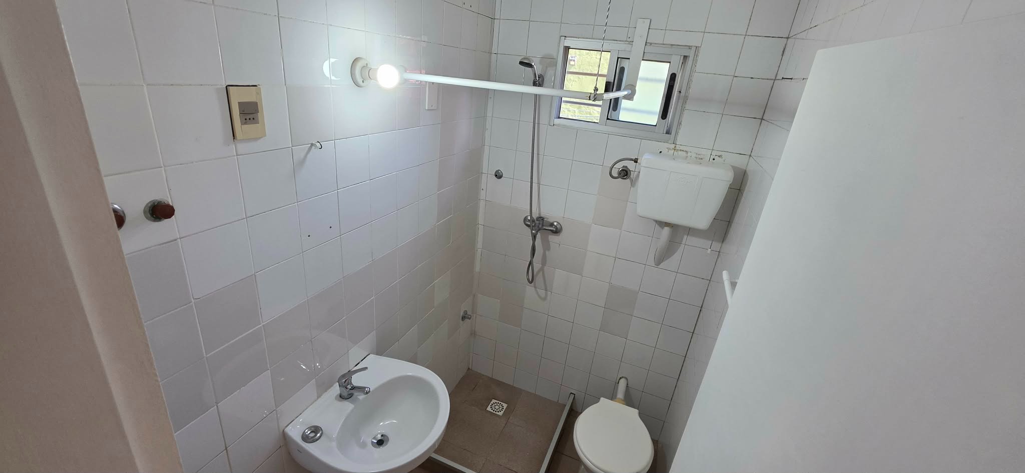 Muy linda y acogedora casa de 1 dormitorio, ubicada en muy buen punto de Pinar Norte, sobre José Ortega y Gasset esquina Mallorca, 30 m2 edificados. · Foto 11