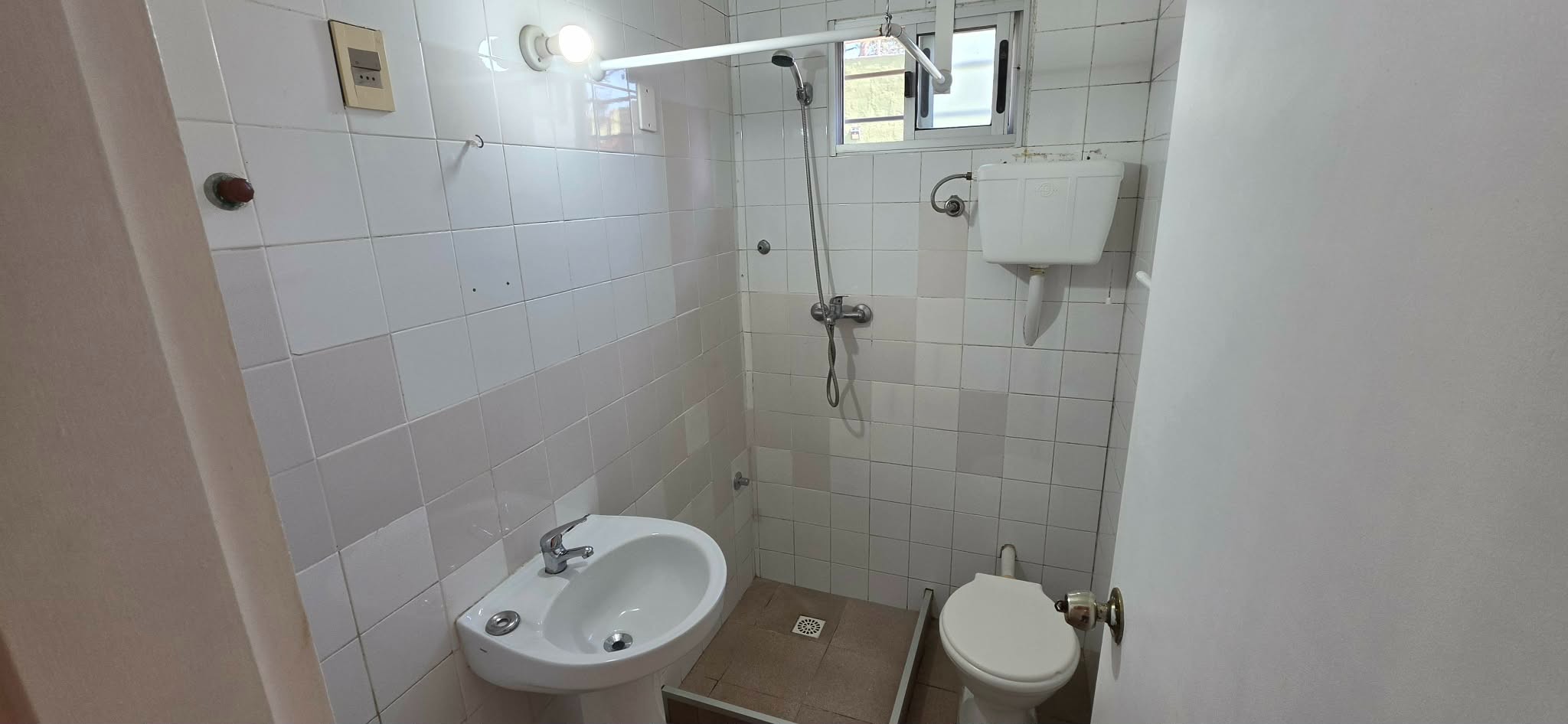 Muy linda y acogedora casa de 1 dormitorio, ubicada en muy buen punto de Pinar Norte, sobre José Ortega y Gasset esquina Mallorca, 30 m2 edificados. · Foto 9