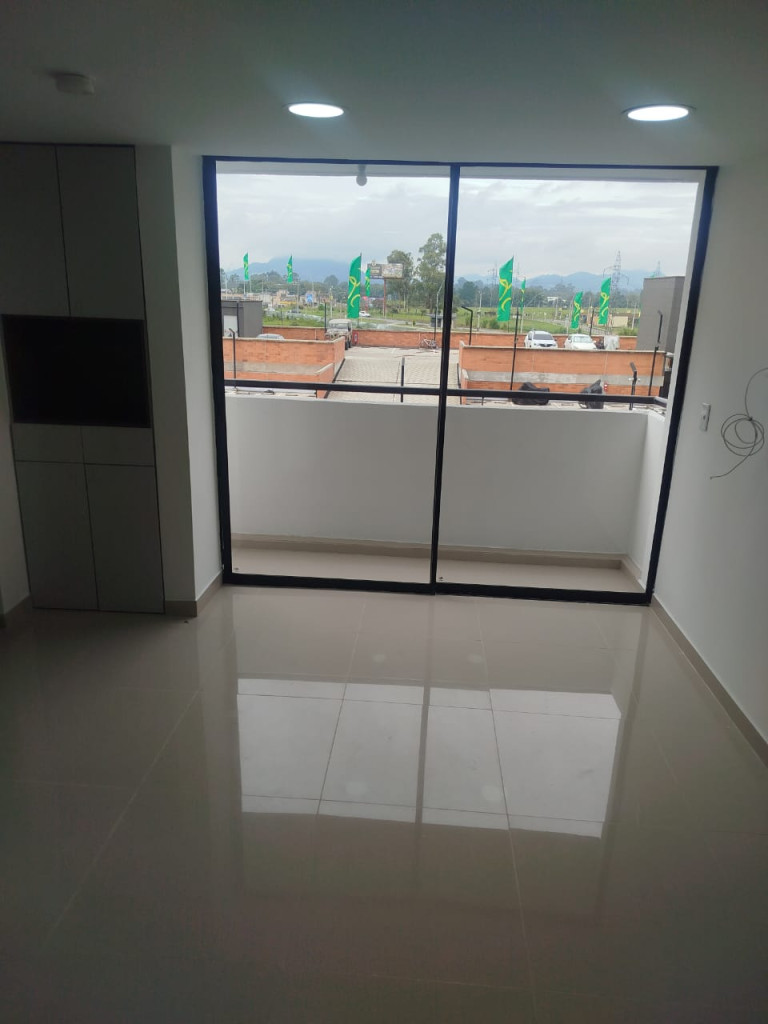 Apartamento en arriendo en Centro, Rionegro · foto 5 de 12
