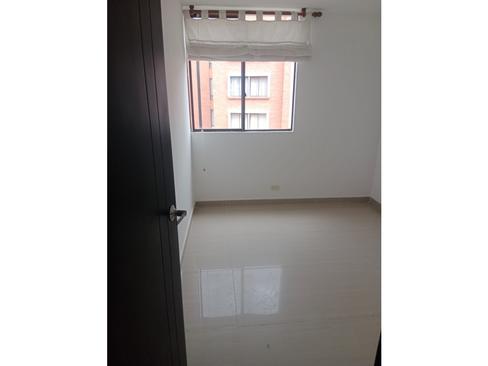 Apartamento en venta en Parque Industrial Santo Domingo, Mosquera · foto 7 de 23