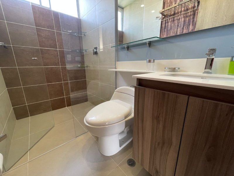 Apartamento en arriendo en El Poblado, Medellín · foto 15 de 17