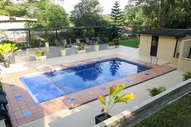 Finca en venta en Actividad Multiple, Copacabana, 2600 m² · foto 8 de 24