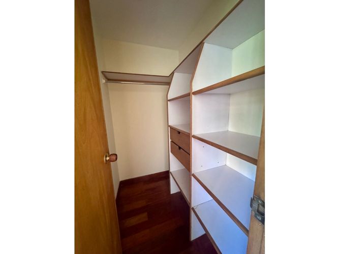 Apartamento de 3 alcobas en arriendo en La Florida, Medellín, 172 m² · foto 8 de 24