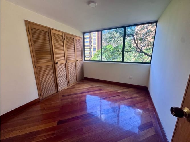 Apartamento de 3 alcobas en arriendo en La Florida, Medellín, 172 m² · foto 14 de 24