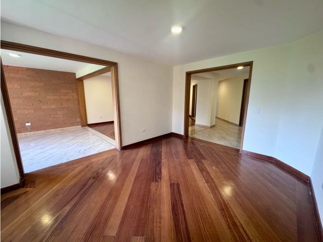 Apartamento de 3 alcobas en arriendo en La Florida, Medellín, 172 m² · foto 15 de 24