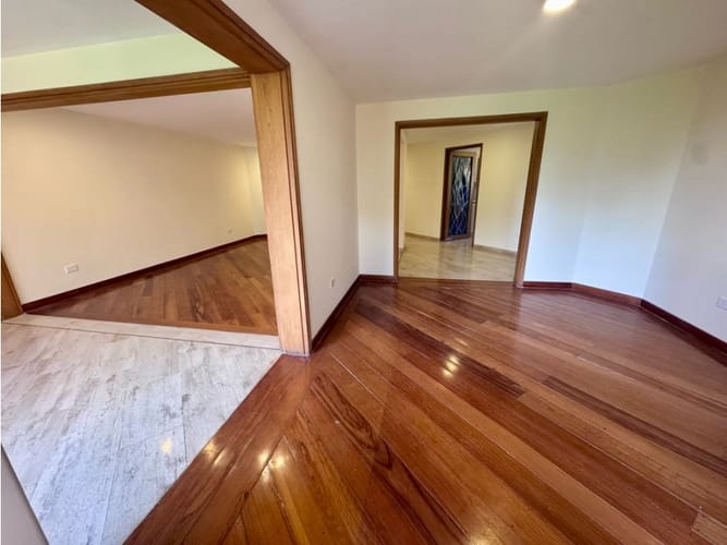 Apartamento de 3 alcobas en arriendo en La Florida, Medellín, 172 m² · foto 16 de 24