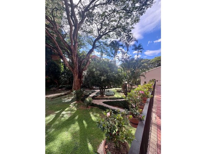 Apartamento de 3 alcobas en arriendo en La Florida, Medellín, 172 m² · foto 19 de 24