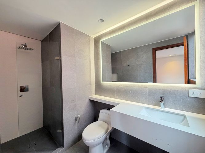 Apartamento en venta en Santa Barbara Occidental, Bogotá · foto 12 de 14