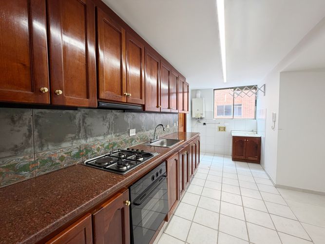 Apartamento en venta en Santa Barbara Occidental, Bogotá · foto 13 de 14