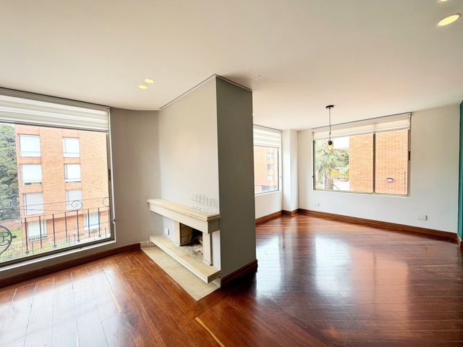 Apartamento en venta en Santa Barbara Occidental, Bogotá · foto 3 de 14