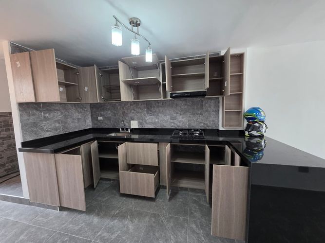 Apartamento de 3 alcobas en venta en San Francisco, Piedecuesta, 75 m² · foto 2 de 12