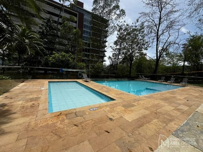 Apartamento de 2 alcobas en arriendo en El Tesoro, Medellín, 150 m² · foto 24 de 24