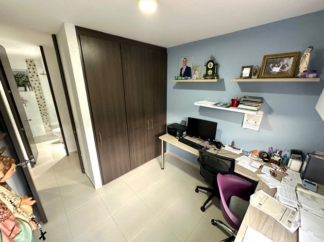 Apartamento de 3 alcobas en venta en Menzuly, Floridablanca, 94 m² · foto 20 de 24