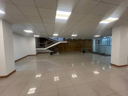 Local en venta en Centro, Villavicencio, 885 m² · foto 6 de 23