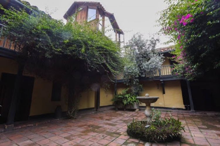 Casa de 7 alcobas en venta en Centro Administrativo, Bogotá, 1806 m² · foto 18 de 21