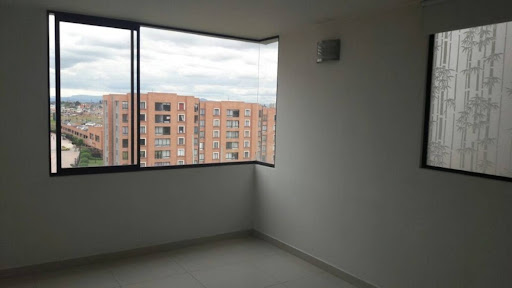 Apartamento en venta en Madelena, Bogotá · foto 4 de 9