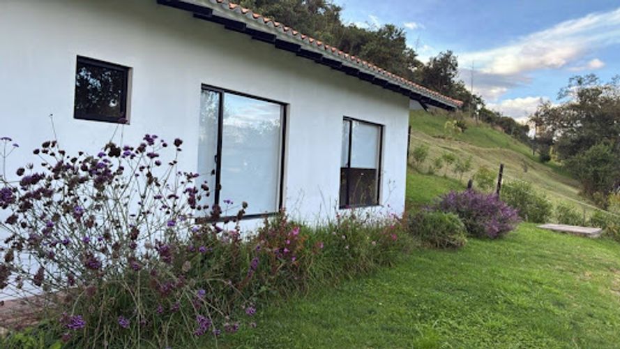 Casa de 2 alcobas en arriendo en Montana, Sopó, 120 m² · foto 2 de 3
