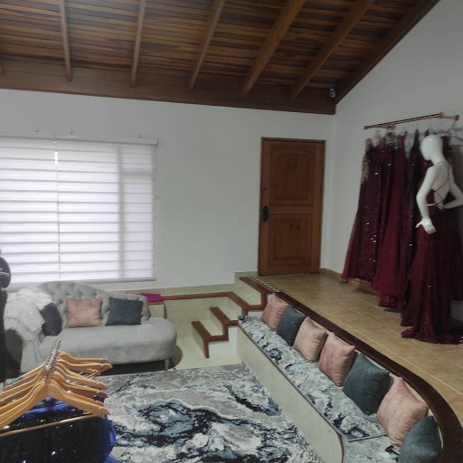 Casa en venta en Monaco, Bogotá · foto 2 de 24