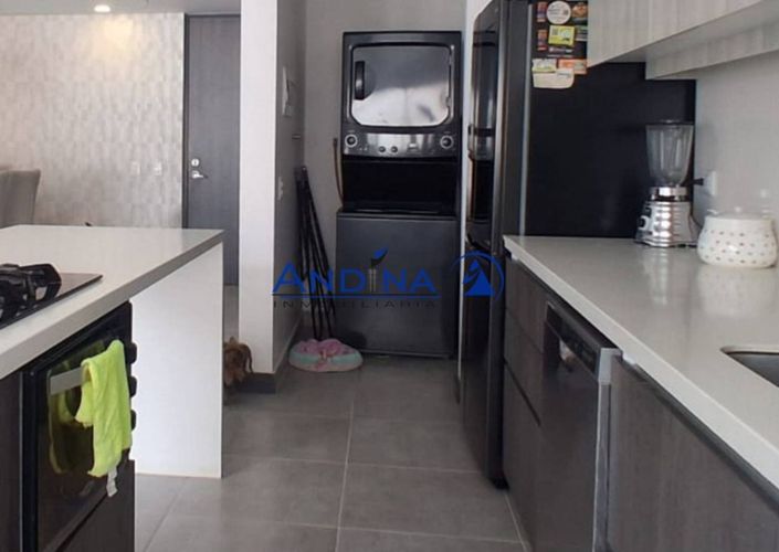 Apartamento de 3 alcobas en venta en Ciudad Del Río, Medellín, 115 m² · foto 2 de 18