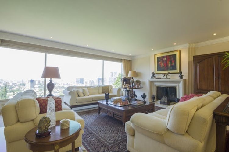 Apartamento de 4 alcobas en venta en Santa Barbara Alta, Bogotá, 404 m² · foto 3 de 24