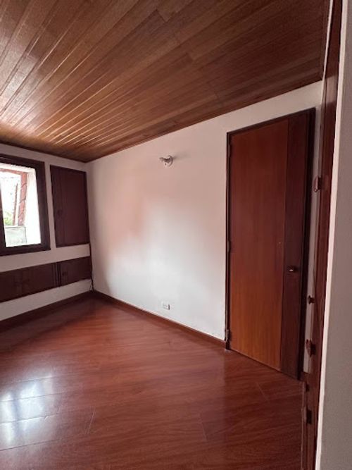 Casa de 3 alcobas en venta en Santa Bibiana, Bogotá, 116 m² · foto 8 de 17