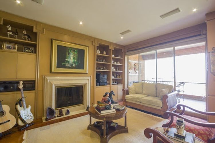 Apartamento de 4 alcobas en venta en Santa Barbara Alta, Bogotá, 404 m² · foto 12 de 24