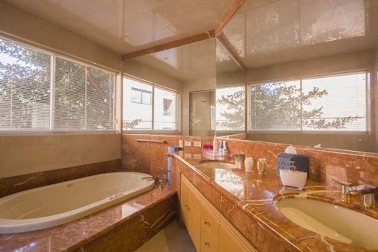 Apartamento de 4 alcobas en venta en Santa Barbara Alta, Bogotá, 404 m² · foto 21 de 24